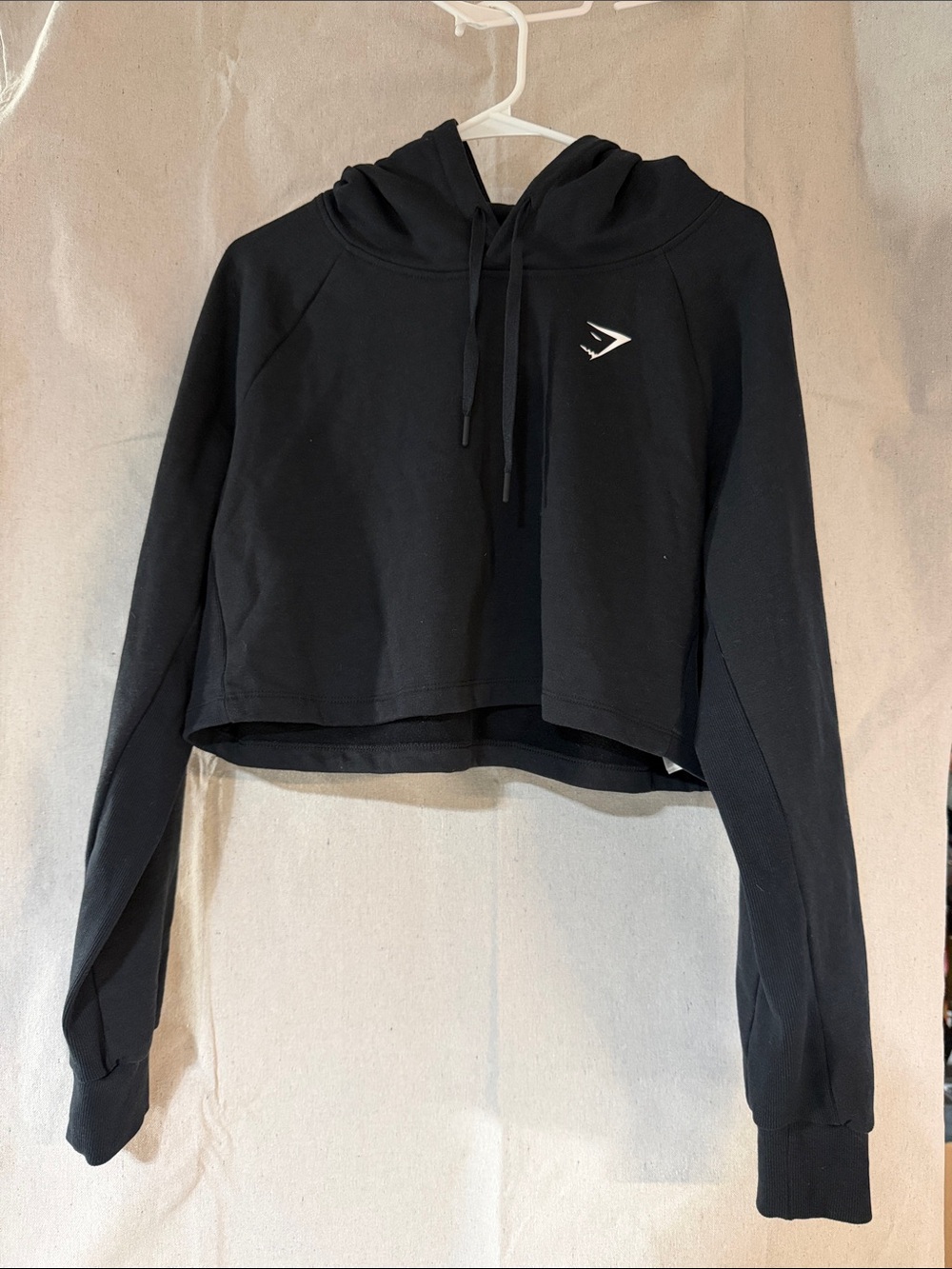 Gymshark Black Cropped Pullover Hoodie